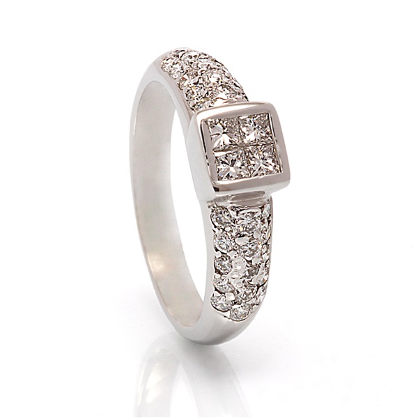 Ladies 18K White Gold Diamond Ring - Recently Sold Treasures