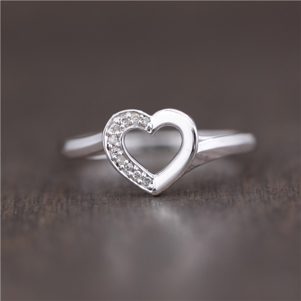 10k White Gold & Half Diamond Heart Ring